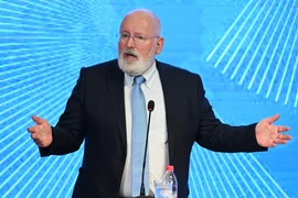 Phó Chủ tịch EC từ chức để tham gia tranh cử Thủ tướng Hà Lan