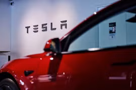 Tesla bị điều tra về sử dụng ngân sách công ty sai mục đích