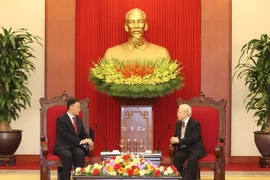 Tổng Bí thư Nguyễn Phú Trọng tiếp Bí thư Khu ủy Quảng Tây Lưu Ninh