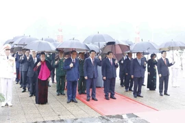 Hình ảnh lãnh đạo Đảng, Nhà nước vào Lăng viếng Chủ tịch Hồ Chí Minh