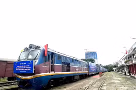 Ra mắt đoàn tàu liên vận quốc tế từ ga Sóng Thần đi Trung Quốc