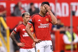 Premier League: M.U thua đậm, Tottenham ngược dòng kịch tính