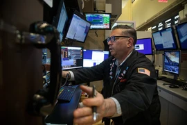 Phố Wall diễn biến ảm đạm trong phiên giao dịch đầu tiên của tháng Ba