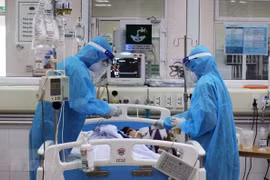 Yêu cầu xử lý các cá nhân, tập thể vi phạm mua sắm thiết bị chống dịch