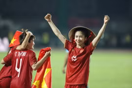SEA Games 32 ngày 15/5: Bóng đá Nữ vô địch, Việt Nam đã có 124 HCV
