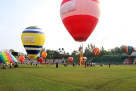 Lễ hội Khinh khí cầu góp phần kích cầu du lịch vùng đất Tây Đô