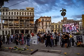 Cuba tưởng niệm nạn nhân vụ nổ khách sạn Saratoga tại La Habana
