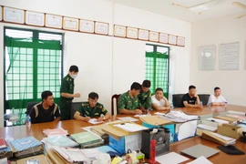 Khởi tố hình sự đối tượng tổ chức cho người khác xuất cảnh trái phép