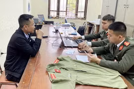 Khởi tố đối tượng giả danh công an để lừa đảo, chiếm đoạt tài sản