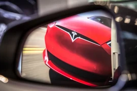 Hàn Quốc phạt Tesla 2,2 triệu USD vì những quảng cáo sai lệch