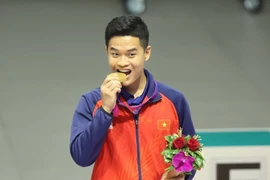 Bộ trưởng Nguyễn Văn Hùng chúc mừng Đoàn Việt Nam giành HCV ở ASIAD 19