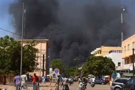 60 dân thường thiệt mạng trong vụ tấn công ở miền Bắc Burkina Faso 