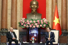 Chủ tịch nước tiếp Thường trực Ban Bí thư Đảng Cộng sản Cuba