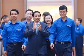 Thủ tướng Phạm Minh Chính và các đại biểu đến dự hội nghị. (Ảnh: Dương Giang/TTXVN)
