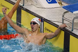 Kình ngư Huy Hoàng lần thứ tư liên tiếp giành HCV 1.500m tại SEA Games