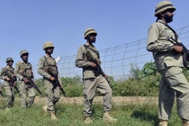 Binh sỹ Ấn Độ, Pakistan lại đọ súng ở khu vực Kashmir