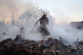 Ukraine: Chính quyền và phe đòi độc lập thỏa thuận ngừng bắn