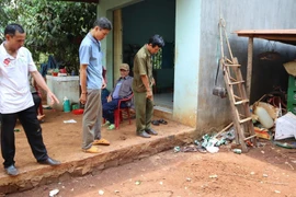 Hiện trường vụ án mạng. (Ảnh: Đậu Tất Thành/TTXVN)