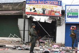 Binh sỹ gác tại hiện trường vụ đụng độ ở Minuwangoda, Sri Lanka, ngày 14/5/2019. (Ảnh: AFP/ TTXVN)