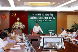 Đồng chí Trần Cẩm Tú, Bí thư Trung ương Đảng, Chủ nhiệm Ủy ban Kiểm tra Trung ương chủ trì kỳ họp. (Ảnh: Phương Hoa/TTXVN)