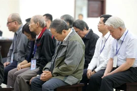 Các bị cáo tại phiên tòa. (Ảnh: Doãn Tấn/TTXVN)