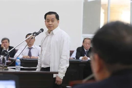 Bị cáo Phan Văn Anh Vũ trả lời các câu hỏi thẩm vấn của đại diện Viện Kiểm sát nhân dân. (Ảnh: Doãn Tấn/TTXVN)
