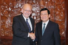 Chủ tịch nước Trương Tấn Sang tiếp ông Anthony Lake, Giám đốc điều hành Quỹ Nhi đồng Liên hợp quốc(UNICEF). (Ảnh: Nguyễn Khang/TTXVN)