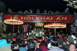 Lễ hội khai ấn đền Trần 2013. (Ảnh: Quốc Khánh/TTXVN)