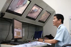 Máy soi container hàng hóa. (Ảnh minh họa: Hà Thái/TTXVN)