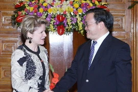 Phó Thủ tướng Hoàng Trung Hải tiếp bà Marie Gabrielle Ineichen Fleish, Quốc vụ khanh Bộ Kinh tế Thụy Sĩ. (Ảnh: Phương Hoa/TTXVN)