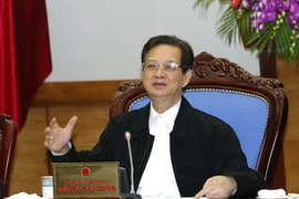 Thủ tướng Nguyễn Tấn Dũng phát biểu kết luận buổi giao ban. (Ảnh: Đức Tám/TTXVN)