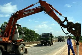 Dự án đường cao tốc Hà Nội-Thái Nguyên sử dụng vốn vay ODA từ Nhật Bản. (Ảnh: Huy Hùng/TTXVN)