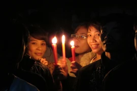 Hà Nội chính thức tắt đèn hưởng ứng chiến dịch Giờ Trái đất 2015 