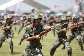 Quân Giải phóng Nhân dân (PLA) Trung Quốc trong một cuộc diễn tập. (Nguồn: AFP/TTXVN)
