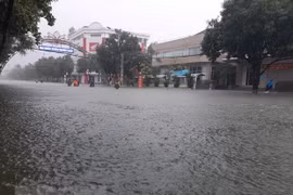 Hai ngày đầu tuần Bắc Bộ, Bắc Trung Bộ có mưa dông. (Ảnh: Hoàng Ngà/TTXVN)