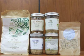 [Video] Chưa liên hệ được 493 khách hàng mua pate Minh Chay