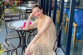 Thanh Hằng, Hà Hồ đọ street style nữ tính cùng dàn mỹ nhân Việt