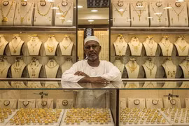 Một cửa hàng vàng ở Khartoum, Sudan. (Ảnh: AFP/TTXVN)