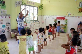 [Video] Hà Nội dự kiến không tăng học phí năm học 2020-2021