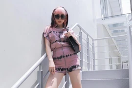 Dàn sao Việt "dát" hàng hiệu mới toanh trong loạt street style