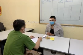 Tạm giữ đối tượng uống rượu say, chống người thi hành công vụ