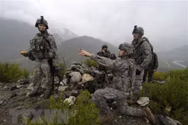 Binh sỹ Mỹ tham gia chiến dịch quân sự tại Nishagam, tỉnh Kunar, Afghanistan. (Ảnh: AFP/TTXVN)