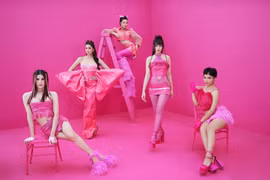 Á hậu Thủy Tiên cùng học trò hóa thân với hình tượng cá tính ngọt ngào