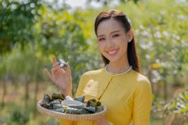 Đương kim Miss Intercontinental Bảo Ngọc là đại sứ Lễ hội Bánh dân gian Nam Bộ 2023. (Ảnh: CTV)