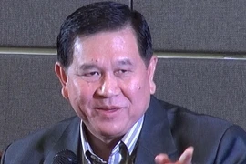 Ông Suthep phải trông chờ vào cách mạng đường phố?