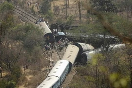 Tai nạn tàu hỏa ở Ấn Độ, ít nhất 20 người thiệt mạng