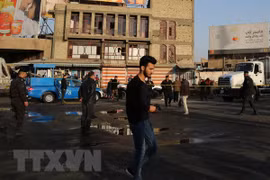 Lực lượng an ninh Iraq phong tỏa hiện trường một vụ đánh bom. (Nguồn: AFP/TTXVN)