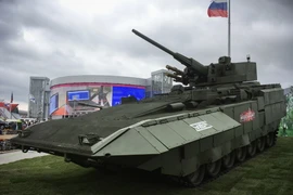 Xe tăng chiến đấu Armata T-15 của Nga được giới thiệu tại Diễn đàn Công nghiệp quốc phòng Army-2018 ở thị trấn Kubinka, ngoại ô thủ đô Moskva ngày 21/8. (Ảnh: AFP/TTXVN)