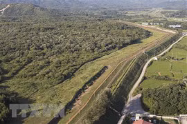 Toàn cảnh khu phi quân sự DMZ ở Cheorwon, tỉnh Gangwon, biên giới Hàn Quốc-Triều Tiên. (Ảnh: Yonhap/TTXVN)