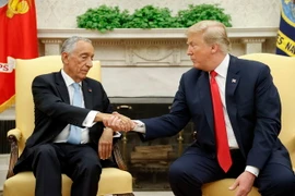 Tổng thống Mỹ Donald Trump gặp người đồng cấp Bồ Đào Nha Marcelo Rebelo de Sousa tại Nhà Trắng. (Nguồn: AP)